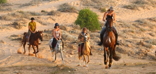 Horse ride Agafay desert