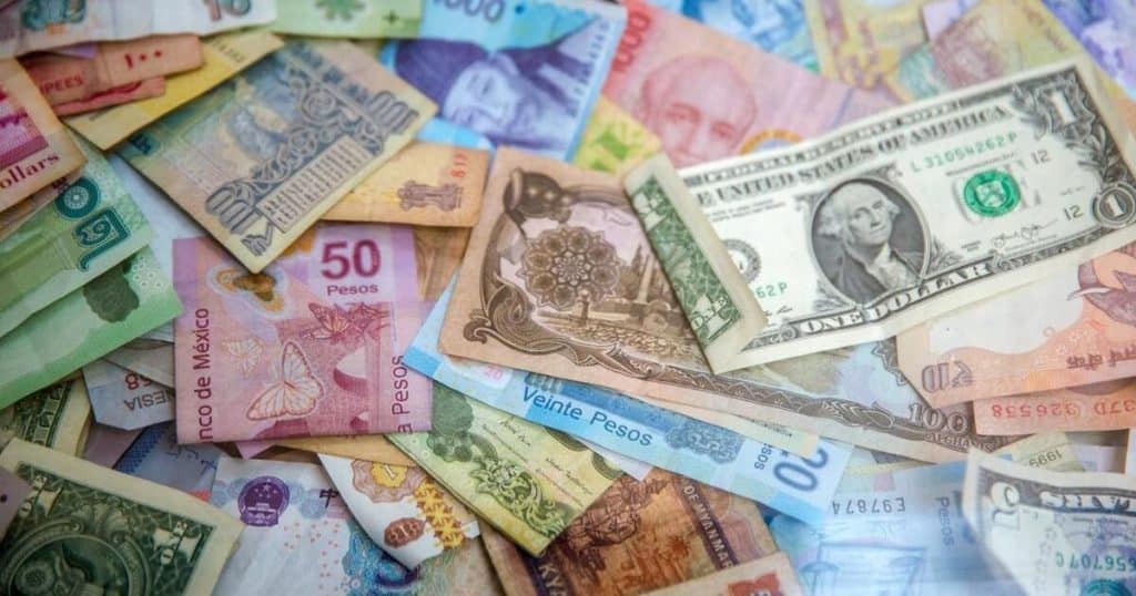 Currency to bring in Morocco
